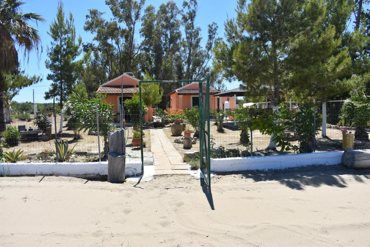 Bouka Beachfront Bungalows Agios Nikolaos  Exterior photo